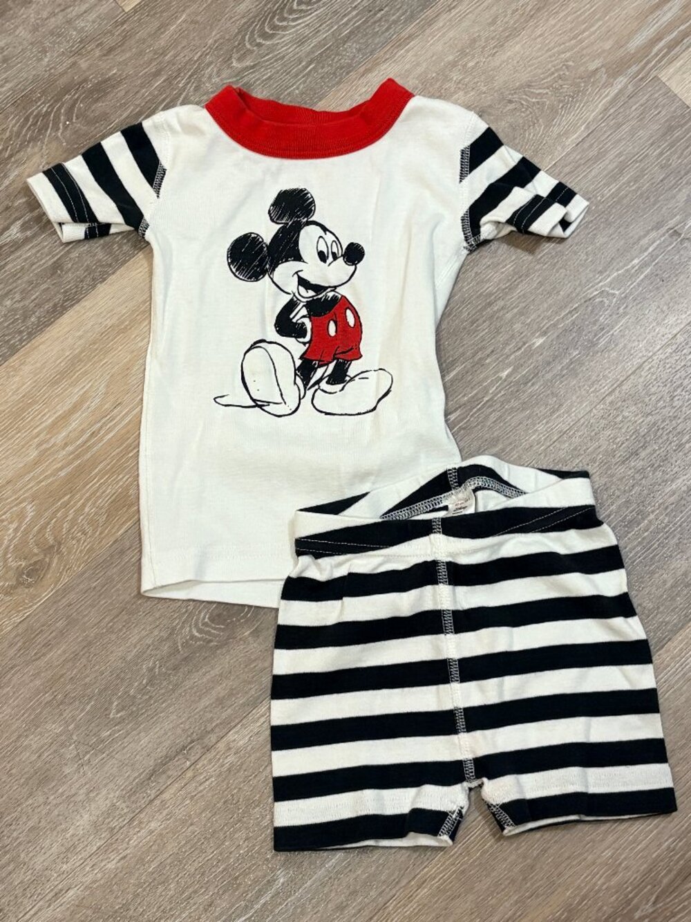 Hanna Andersson Mickey Mouse Short John Pajamas 3T 90